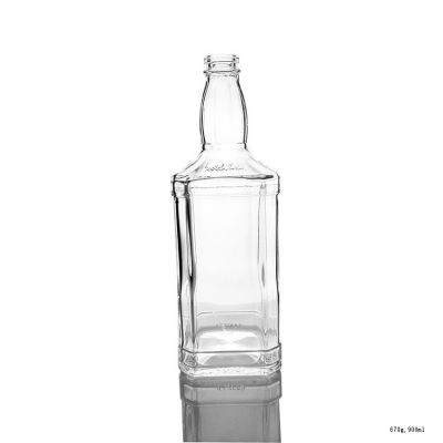 Wholesale Custom 900ml Empty Whiskey Glass Bottle Liquor Bottles for Sale
