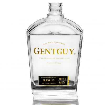 China mainland 375ml 700ml flint glass bottle Vodka bottle 