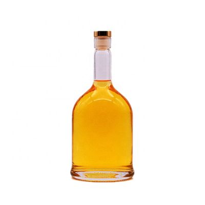 700ml high quality clear flat empty glass wine/ liquor bottle for vodka 