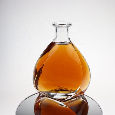 700Ml Oem&Odm American Standard Brandy Liquor Glass Bottle With Caps