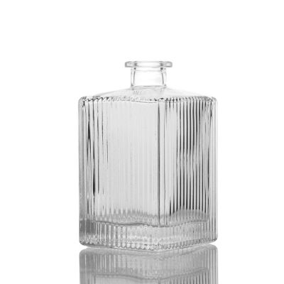 2020 New custom fancy luxury empty square 500 ml liquor whiskey glass bottle with cork