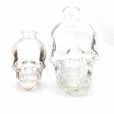 Popular 100ml 350ml 750ml Skull Bottle Liquor Glass Wine Bottle With Cork 