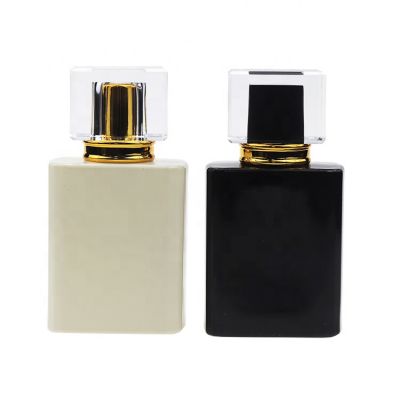2020 New Product Luxury Square Empty Perfume Bottle Atomizer 50 ml With Clear Cap For Women