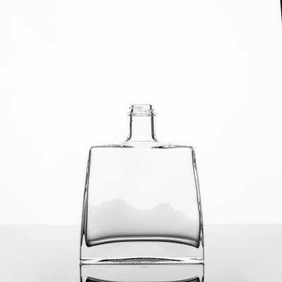 Wholesale Flat Square Shape Gin Liquor Vodka Alcohol Rum Spirits Glass Bottle