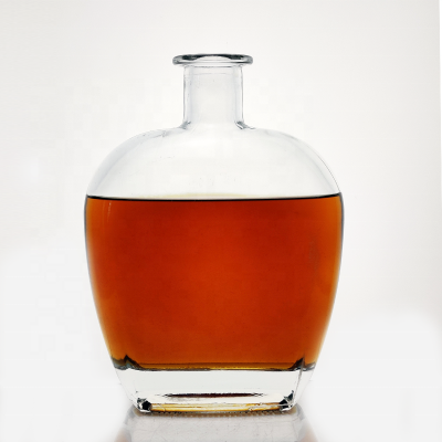 decorative empty glass bottle 70cl alcohol decanter with lids extra flint glass wine bottle wooden corks 700ml spirit bottle