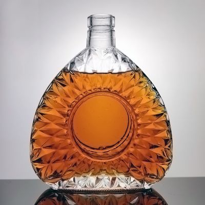 Luxury unique special bettegaNotch Finish High-Level Extra White Empty Round Shape Fancy wholesale Wine750ml liquor glass bottle