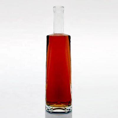 Fashion Octangon Special Shape Square Unique Whiskey T Cork 0.75l 75cl Tequila Spirits 750ml Vodka Glass Bottle for Liquor 