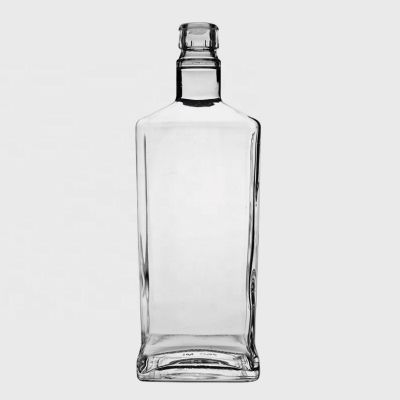 700ml Empty Glass Liquor Bottle With Guala Top Clear Spirit Bottle For Alcohol Wholesale Square 750ml Glass WIne Bottle 