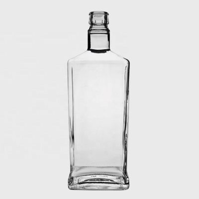 700ml Empty Glass Liquor Bottle With Guala Top Clear Spirit Bottle For Alcohol Wholesale Square 750ml Glass WIne Bottle 