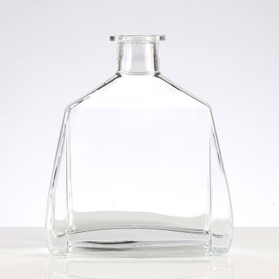 Hot sale 70cl Grape brandy glass bottle Cape Brandy Cognac glass bottles 700ml 