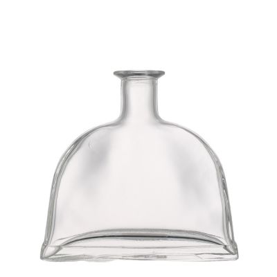 Custom empty clear flat square low price 700 ml glass liquor wine bottles with cork 