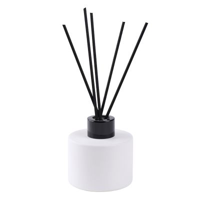 100 ml empty round white diffuser bottle