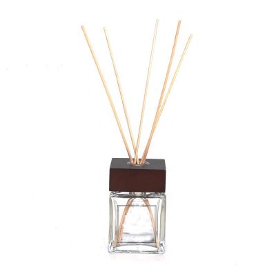 Clear square glass bottle 200ml reed diffuser bottle wooden cap for aroma diffuser