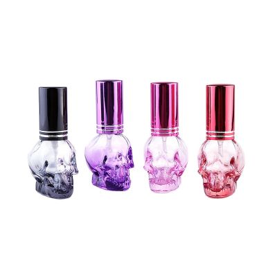 New Design 5ml Skull Shaped Glass Sample Perfume Bottle with Aluminum Mist Sprayer 