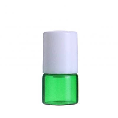 Hot Sale Portable 1ml Mini Green Refillable Essential Oil Perfume Empty Glass Roll On Glass Bottle with Glass Roller Ball 