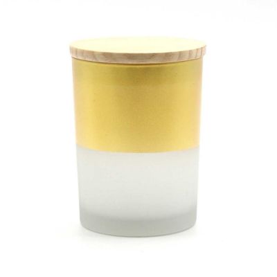 Wholesale Frosted Candle Jar with Lid Candle Vessels