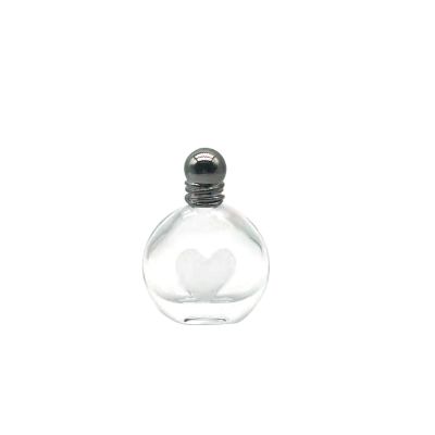 Containing love smooth perfume glass bottle, silver spray cover 