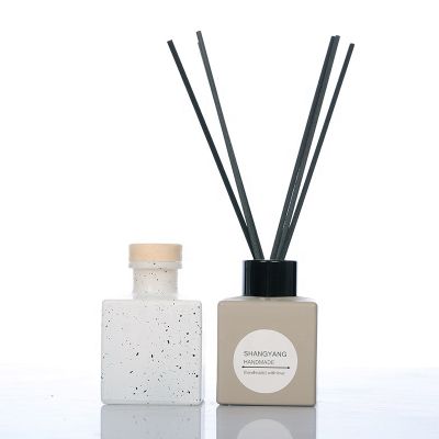 100ml glass diffuser bottle xuzhou glass bottle cosmetic packaging 