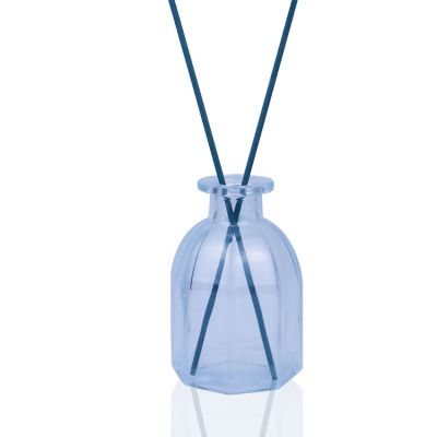 Manufacturer Wholesale 280 Ml Empty Flower Shaped Clear Reed Perfume Diffuser Glass Bottle Packaging for Diffusers