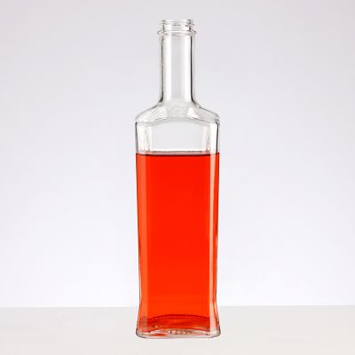 750ml High Quality Whisky vodka Glass Bottle 500ml rum glass bottle with cork and shrink -wrapped 