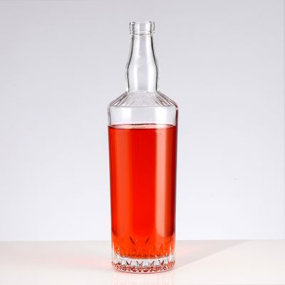 beautifully carved Premium clear 700ml glass whisky bottles 