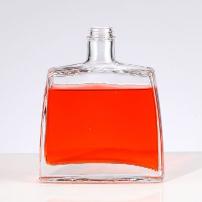 China factory 700ml clear xo brandy glass wine bottle with aluminum covered cork 