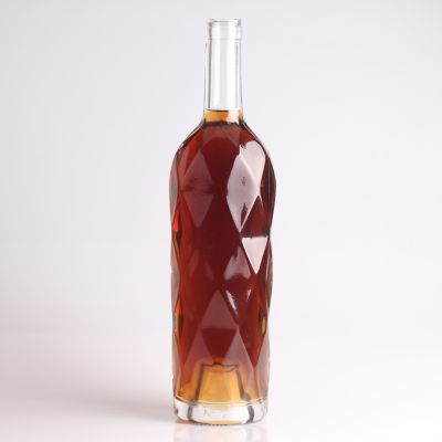 750ml good color refinement engrave vodka glass bottle with polymer cap 