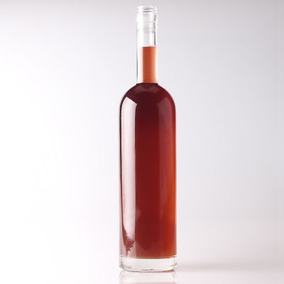 China manufacturer sealing type glass 700ml brandy bottle for screws 