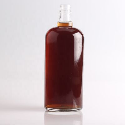 Factory Made Sophisticated Crystal  Glass Bottles 1000ml Whiskey Glass Bottles 