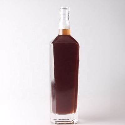 Popular Square Clear 700ml Storage Bottles For Whisky Ropp Finish Thick Base 70cl Whisky Glass Bottle 