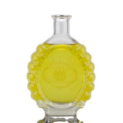 700ml 750ml Sealing Type Fashion Embossed Super Flint Spirits Liquor Vodka Whiskey Brandy XO Glass Bottle With Custom Cap