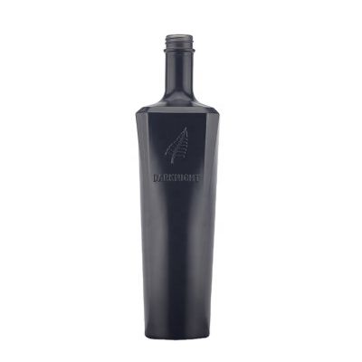 Custom Black Sprayed Color Unique Square Shoulder Round Bottom Liquor Spirits Glass Bottle For Vodks Whiskey 70cl With Screw Top