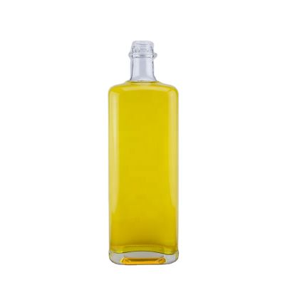 unique 750ml triangle body Alcohol liquer Spirits Glass Bottles For Vodka Whiskey gin tequila With Screw Cap 