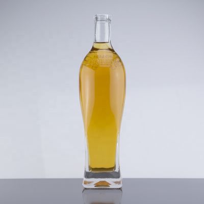 Special Shape Cork Sealed 750ml Thick Bottom Glass Wine Bottle With Embossed Logo 