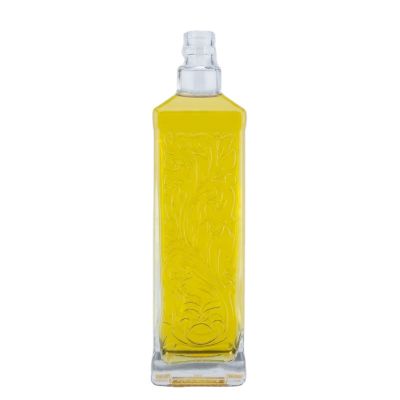 High Quality Embossing Square Super Flint Glass Bottle 700 Ml Tequila Matte Screw Cap Bottle 