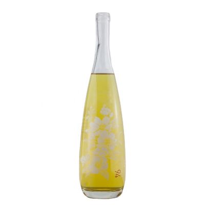 Factory Promotion Exquisite Decal Round 750ml High White Water Drink Beverage Juice Glass Bottles with screw top