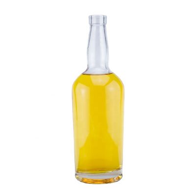 Manufacturer High Grade Food Safe Classic Round Shape 750ml Liquor Wine Glass Bottle For Vodka Whiskey With Cork Stopper