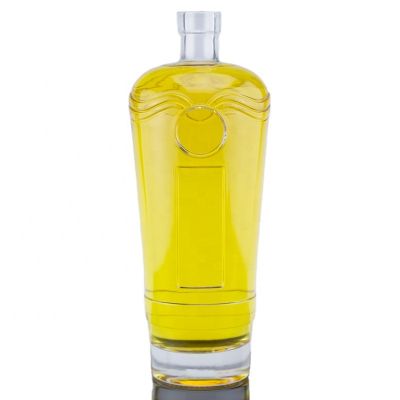 Customized Design Personalized Embossed Design Thick Bottom 750ml Glass Bottle For Vodka Whiskey With Cork Stopper
