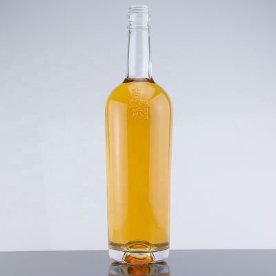 High Quality Glass Bottle Custom Thick Bottom 750ml Rum Glass Bottle With Screw Cap Sealed 