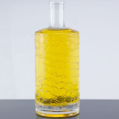 Custom Embossed Design Labels 750ml Vodka Glass Bottles With Corks