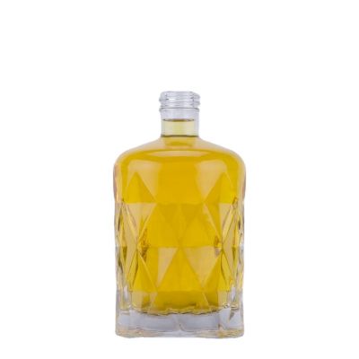 Wholesale Clear Glass Bottles Thick Bottom Embossing Glass 500Ml Vodka Flat Shoulder Bottle 