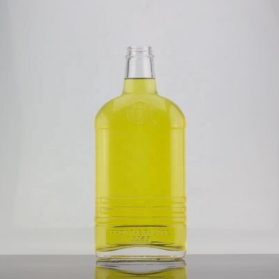 Engraving Design Screw Cap Sealed Transparent 750ml Whisky Glass Bottle 
