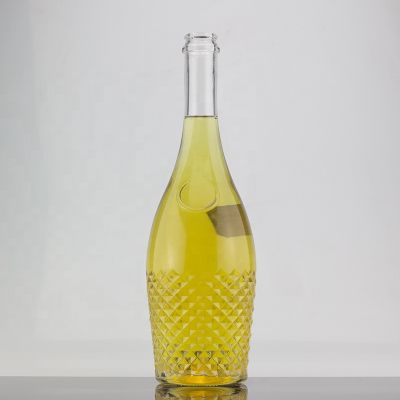 Guala Top Sealed Engraving Design Rum Glass Bottle 750ml Clear Empty Bottle