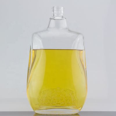 Custom Design Guala Top Clear 750ml Whisky Glass Bottle With Engraving Logo