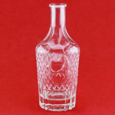 Wholesale Emboss Custom Alcohol Glass Liquor Bottle Unique Fancy Glass Tequila Bottle Vodka 700ml 