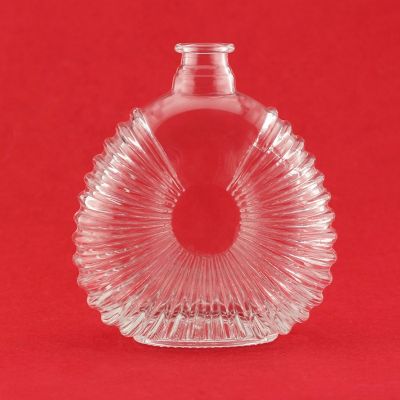750ml Flat Clear Embossed Vodka Bottle Flat Embossed Special Xo Bottle 