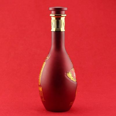Top Grade Pear Shape Vodka Glass Bottle With Painted Bordeaux 