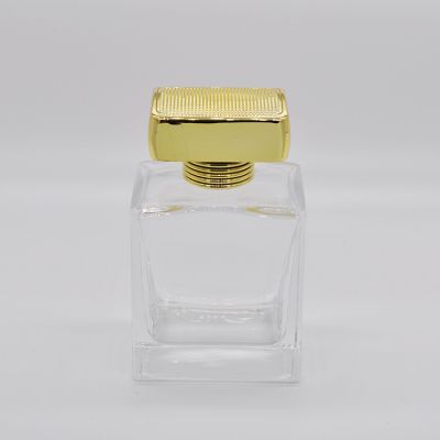 China Fashion Design Luxurious 100ml Glass Spray Perfume Bottle 