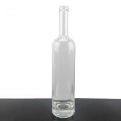 Hot Selling Design Glass Bottle High Quality Exquisite Vodka Wine Glass Bottle With Wooden Cap 