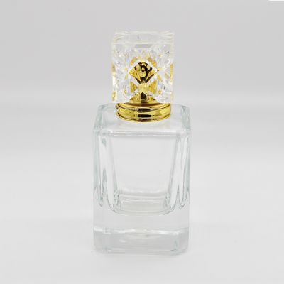 Selling high quality and exquisite 60ml glass perfume bottles 